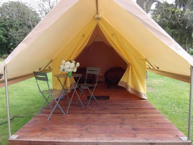 CAMPING DES LANCIERES ***